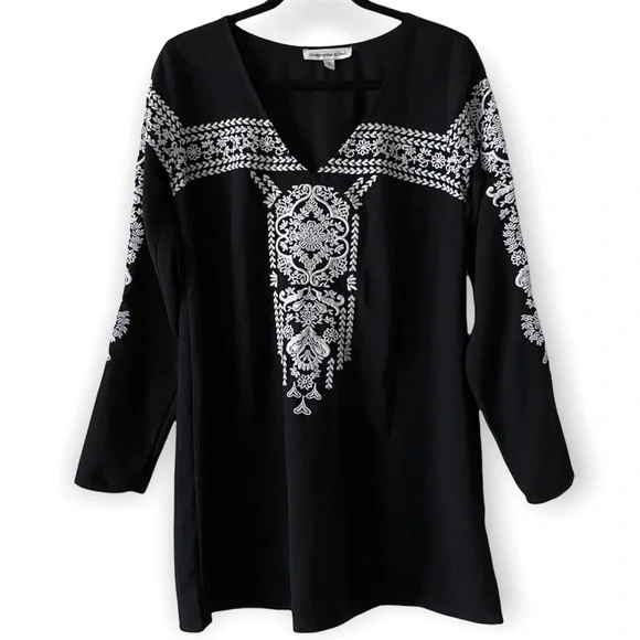 Abercrombie & Fitch | Dresses | Abercrombie Fitch Black Whit Embroidered Long Sleeve Shift Dress Size Small | Poshmark Abercrombie & Fitch | Dresses | Abercrombie Fitch Black Whit Embroidered Long Sleeve Shift Dress Size Small | Poshmark